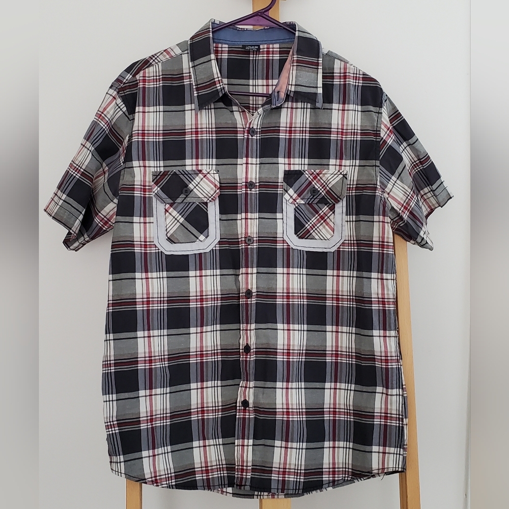 VESE | Men's L | Black/White/Red Plaid Two Pocket Short Sleeve Button Up